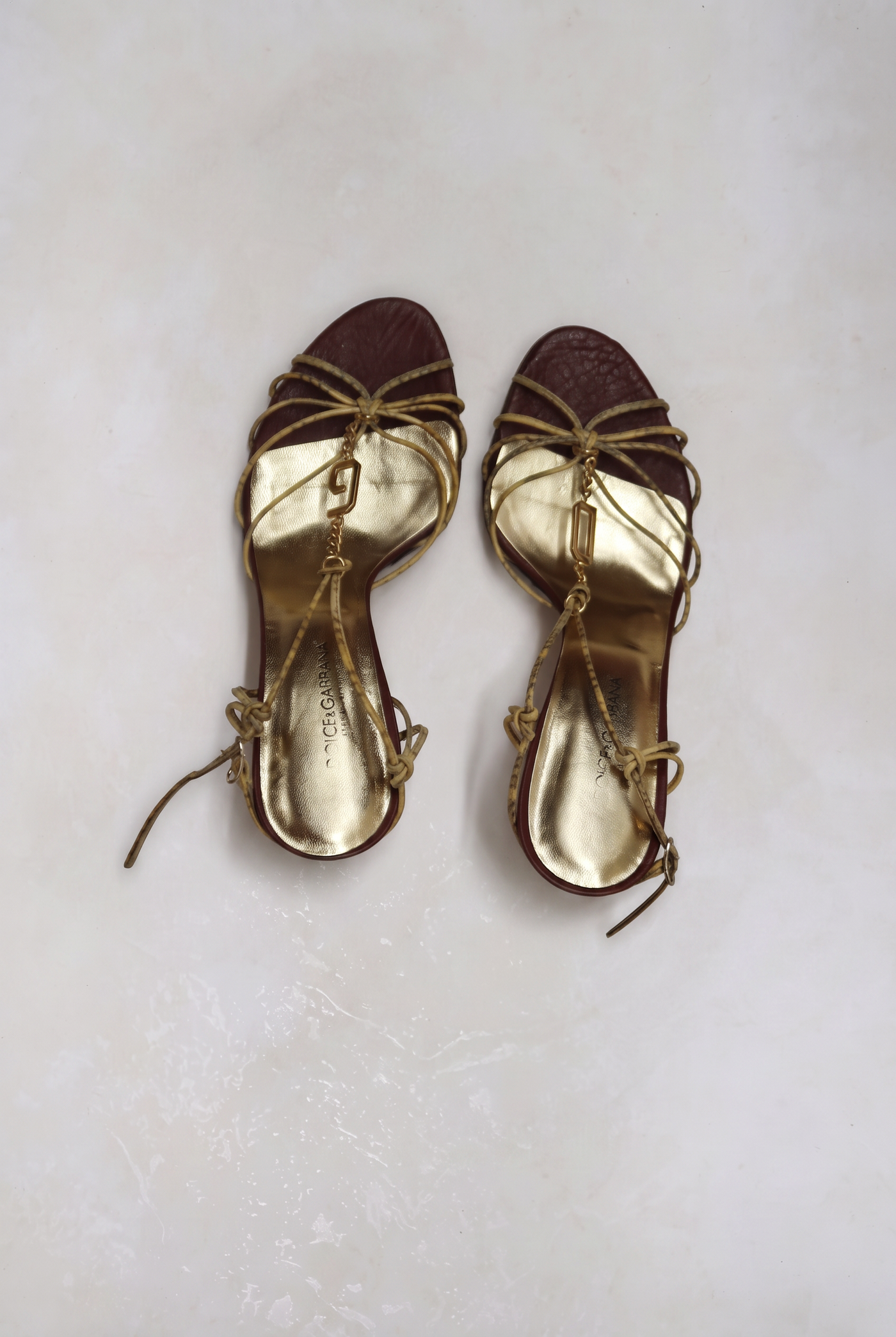 d g 2000s gold strappy heels