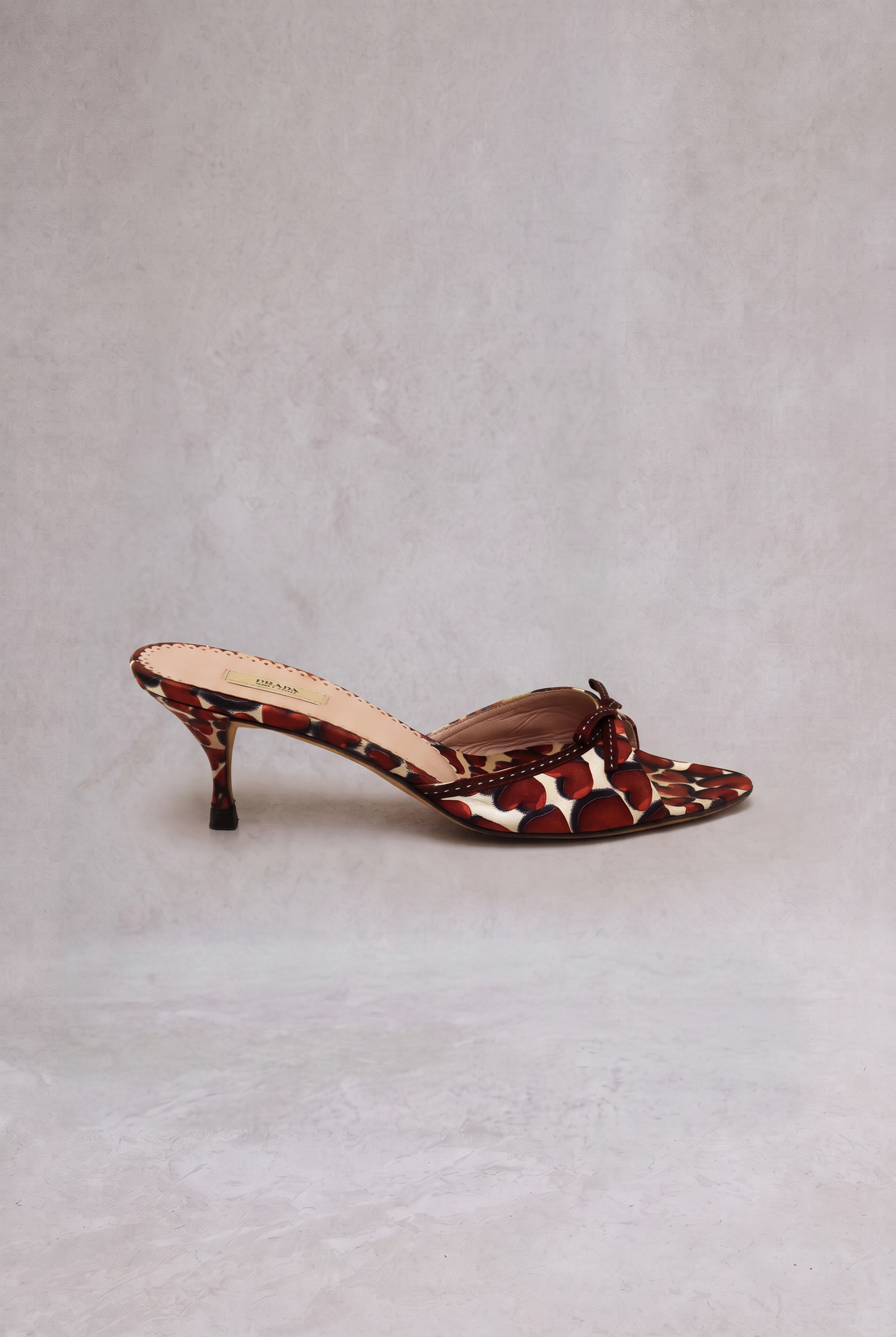 prada 2000s heart bow heels