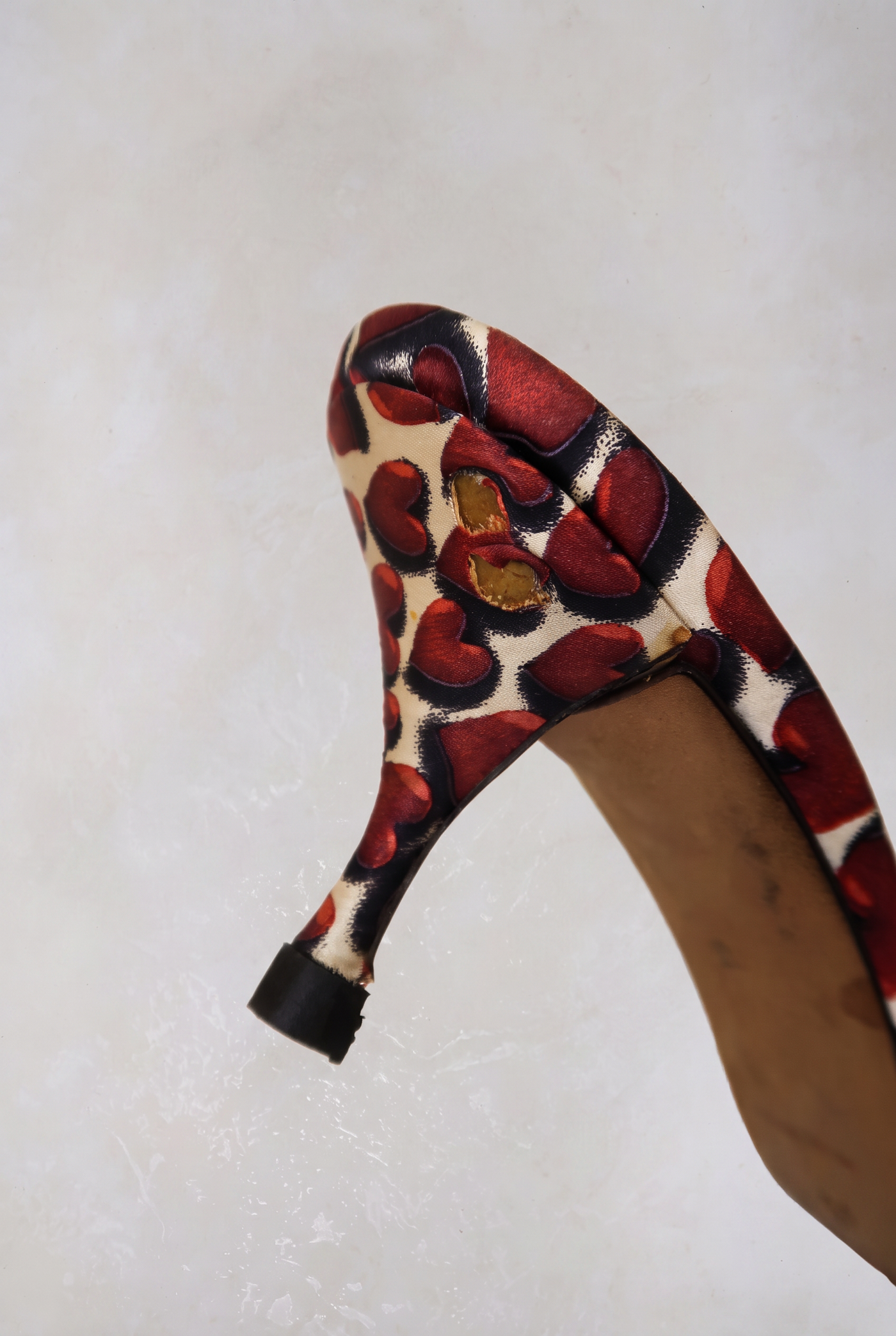 prada 2000s heart bow heels