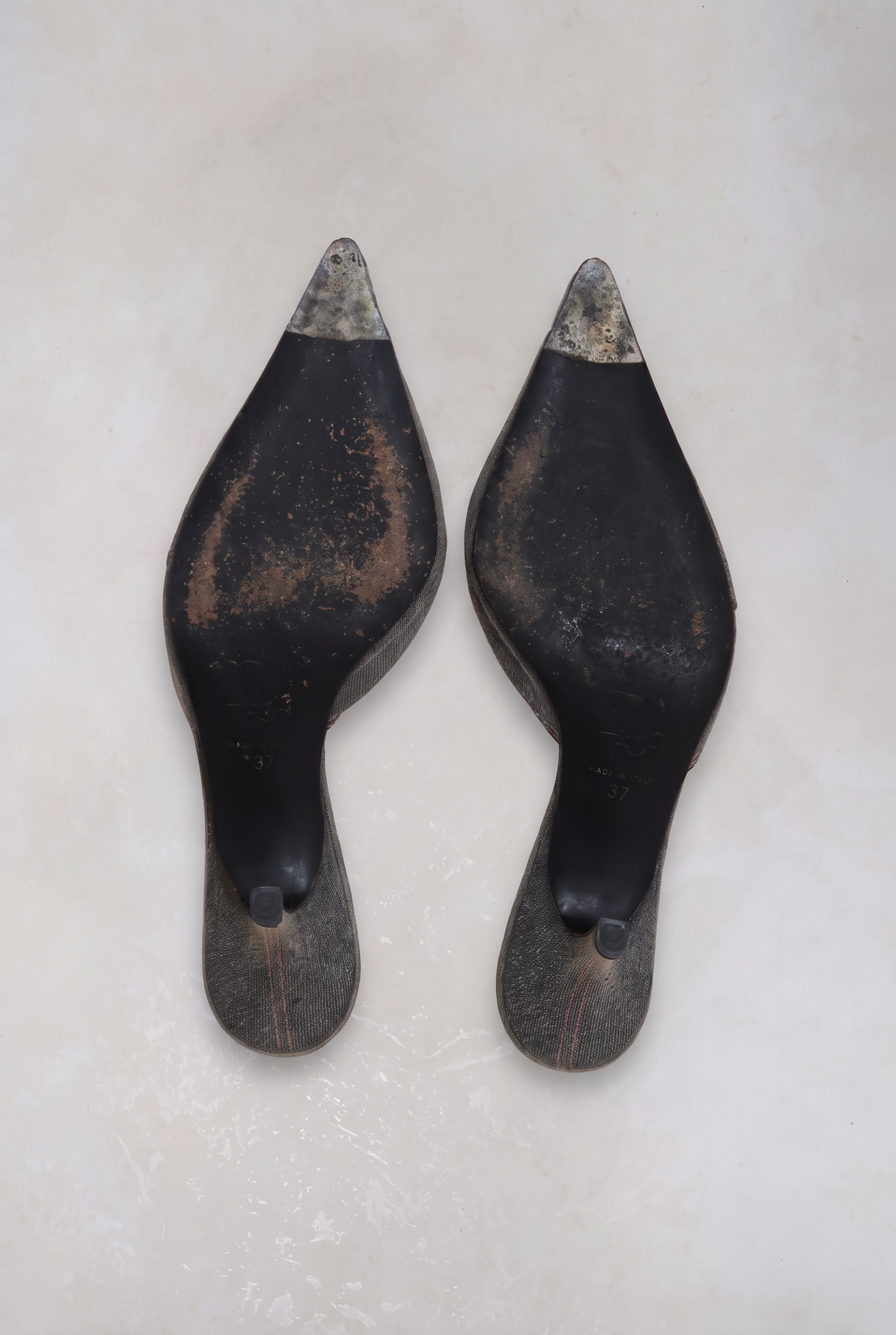 christian dior 2000s gray denim heels