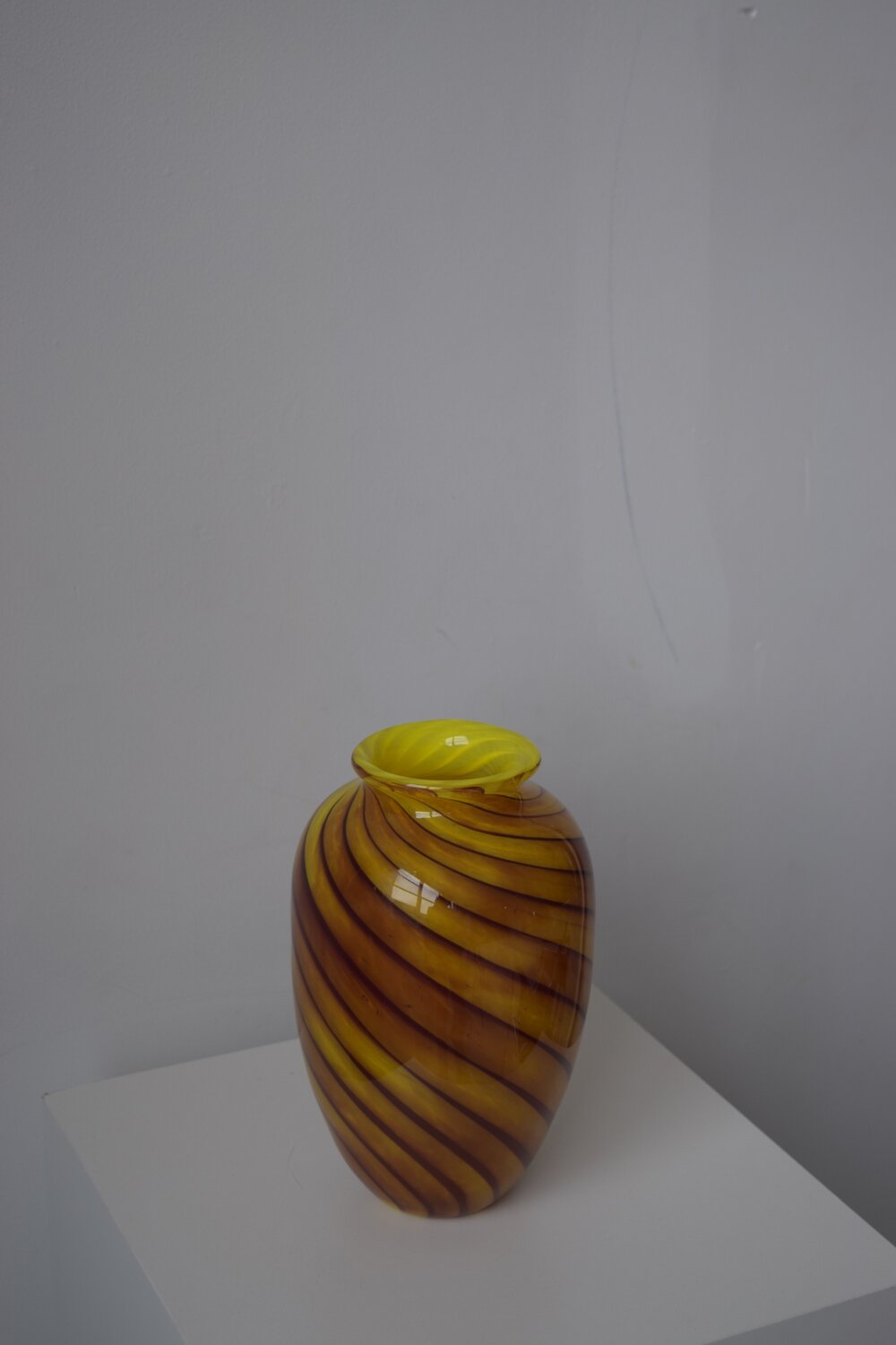 Murano Mustard Swirl Vase