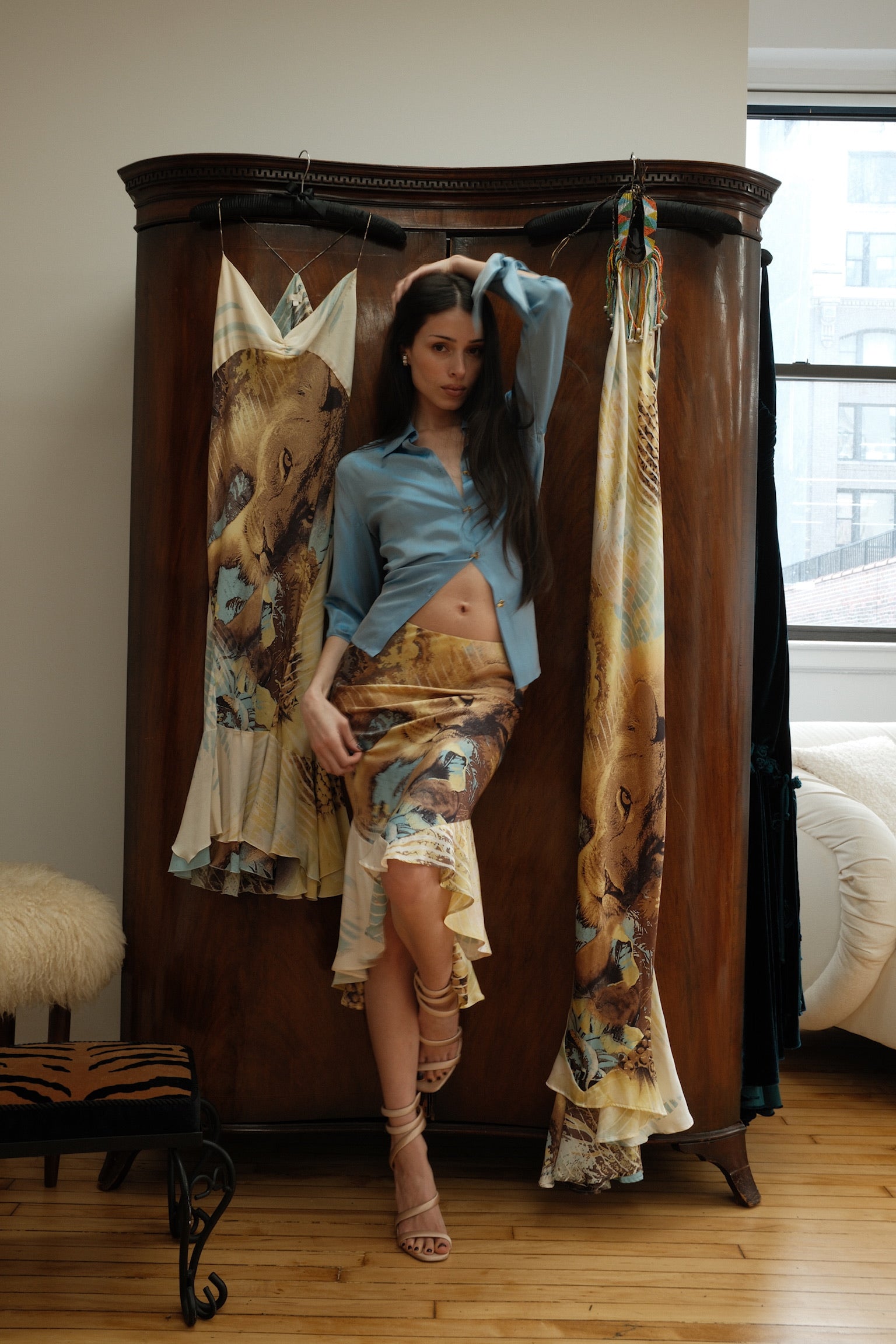 スカート roberto cavalli 00s archive suede skirt Roberto Cavalli SS 2002 Lion Head Silk Skirt