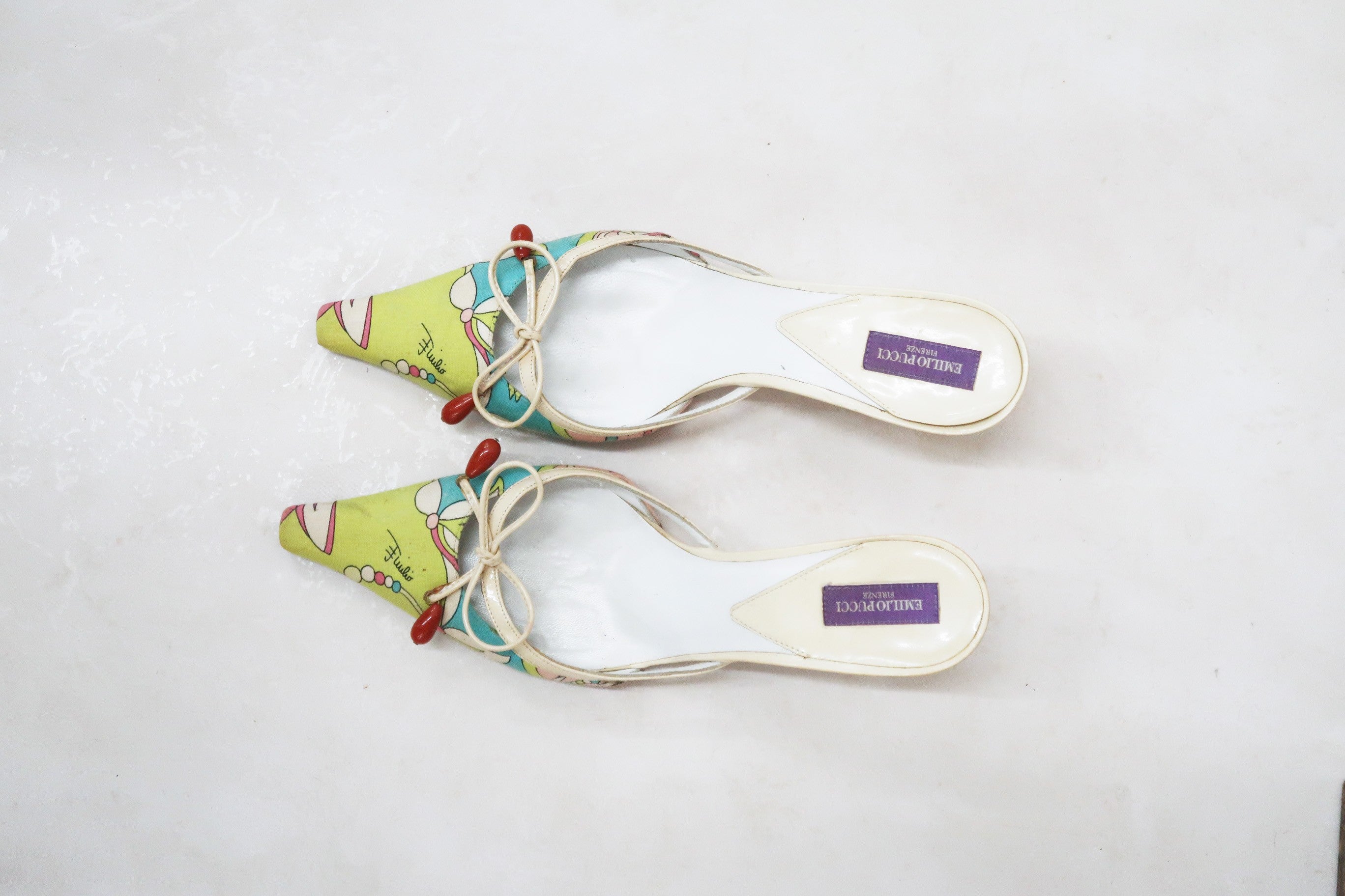 emilio pucci 2000s green kitten heels